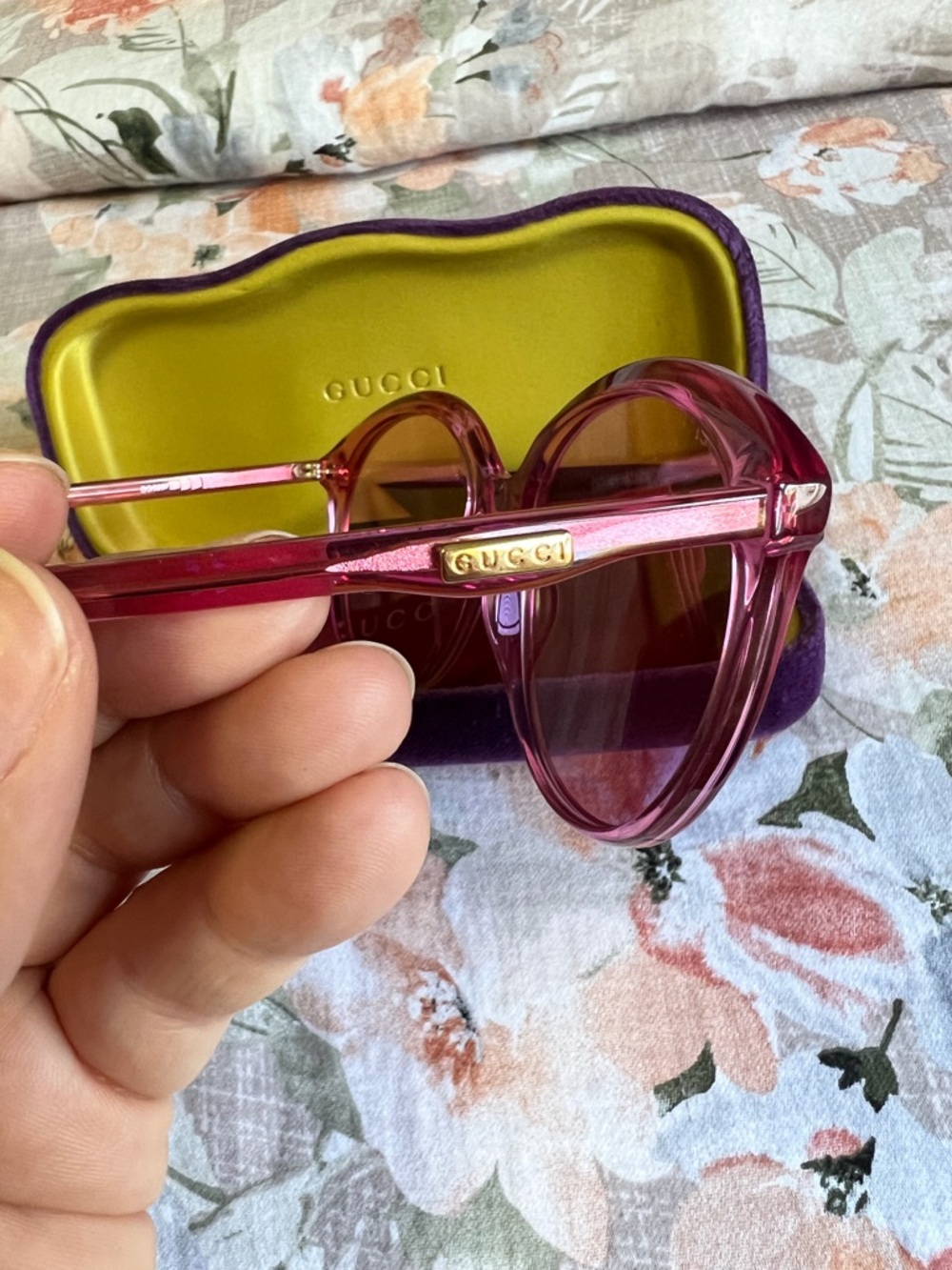 Gucci Transparent Pink Round Sunglasses - Picture 3 of 5